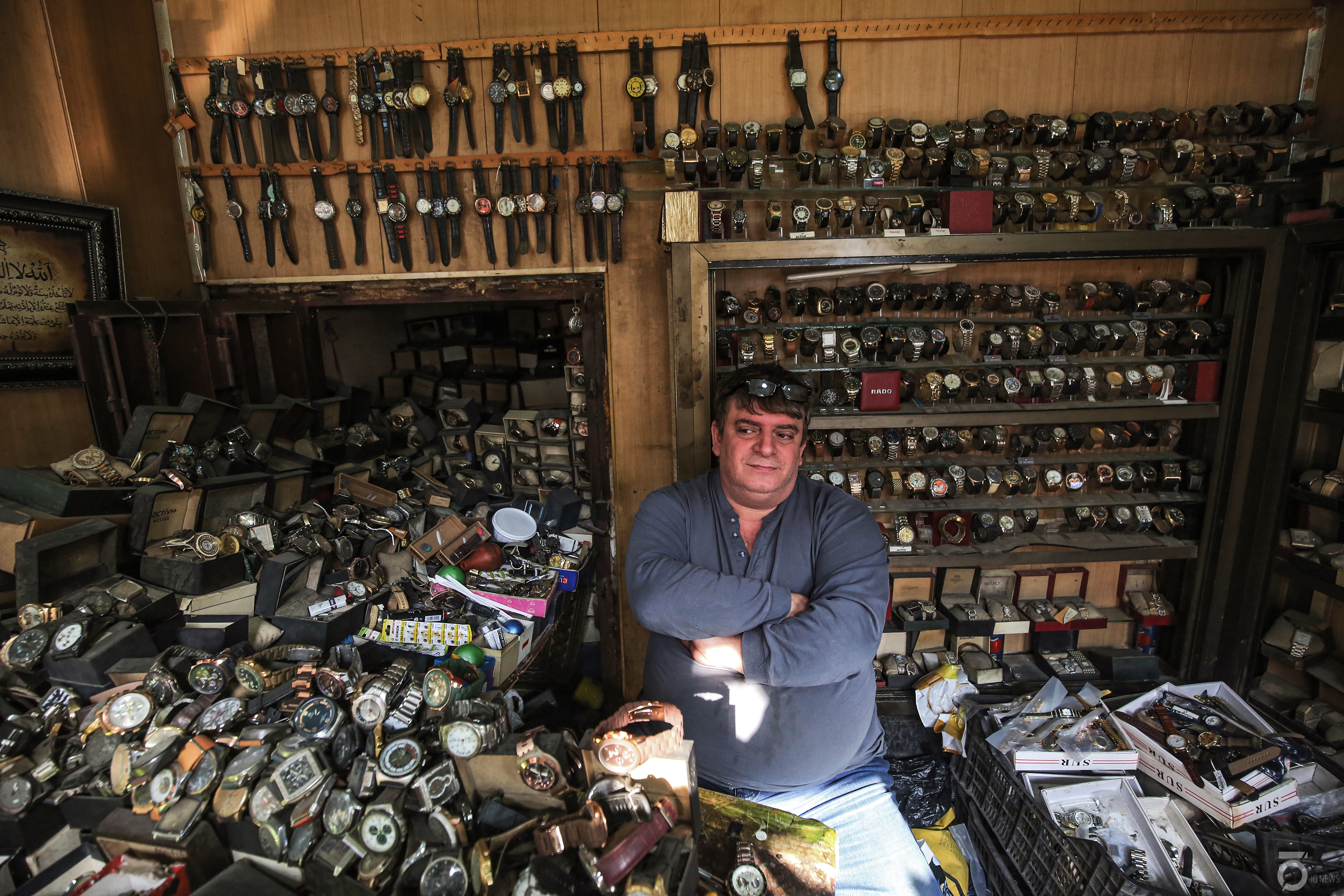 The last repair shop. Коллекционер часов. Мужчина коллекционер часов. Известные коллекционеры часов в России.