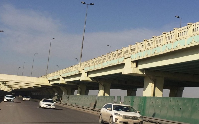 بعد ساعات على اغلاقه إعادة فتح جسر الأحرار وسط بغداد Iq News